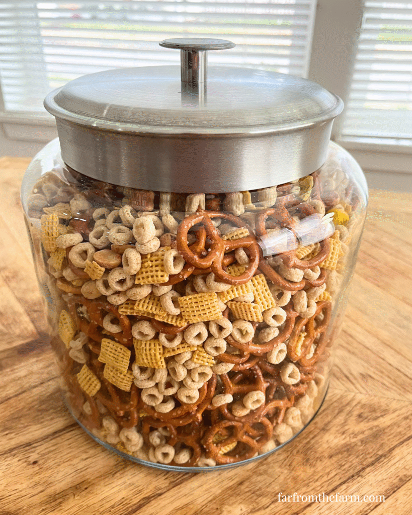 Quick Chocolate and Peanut Chex Mix Recipe!