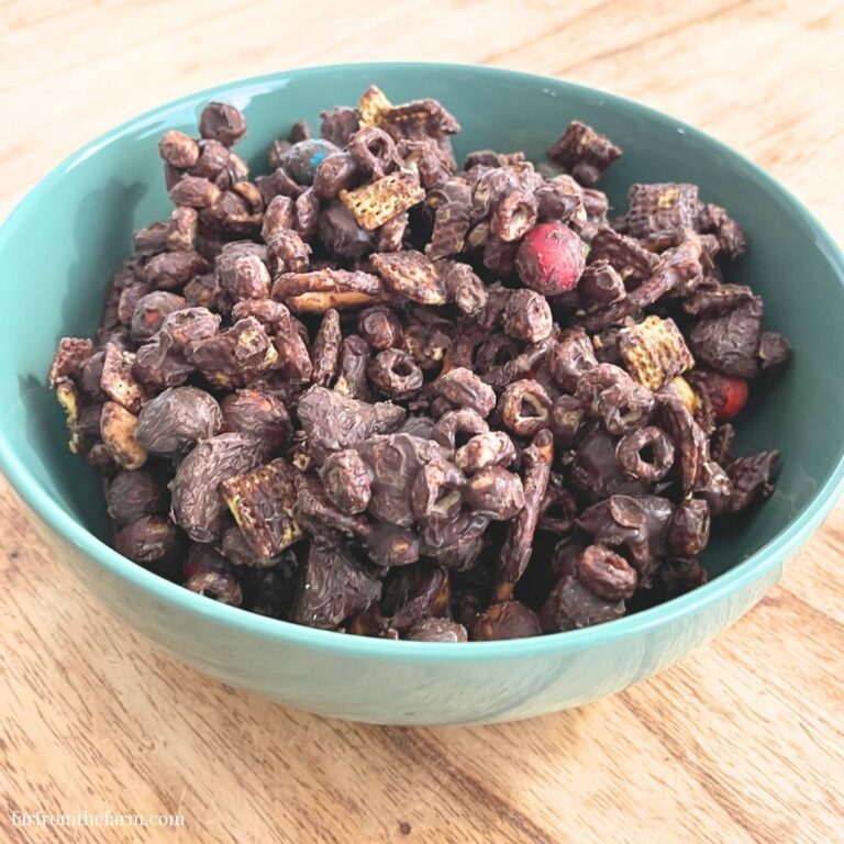 Decadent Chocolate Peanut Chex Mix Clusters Recipe!