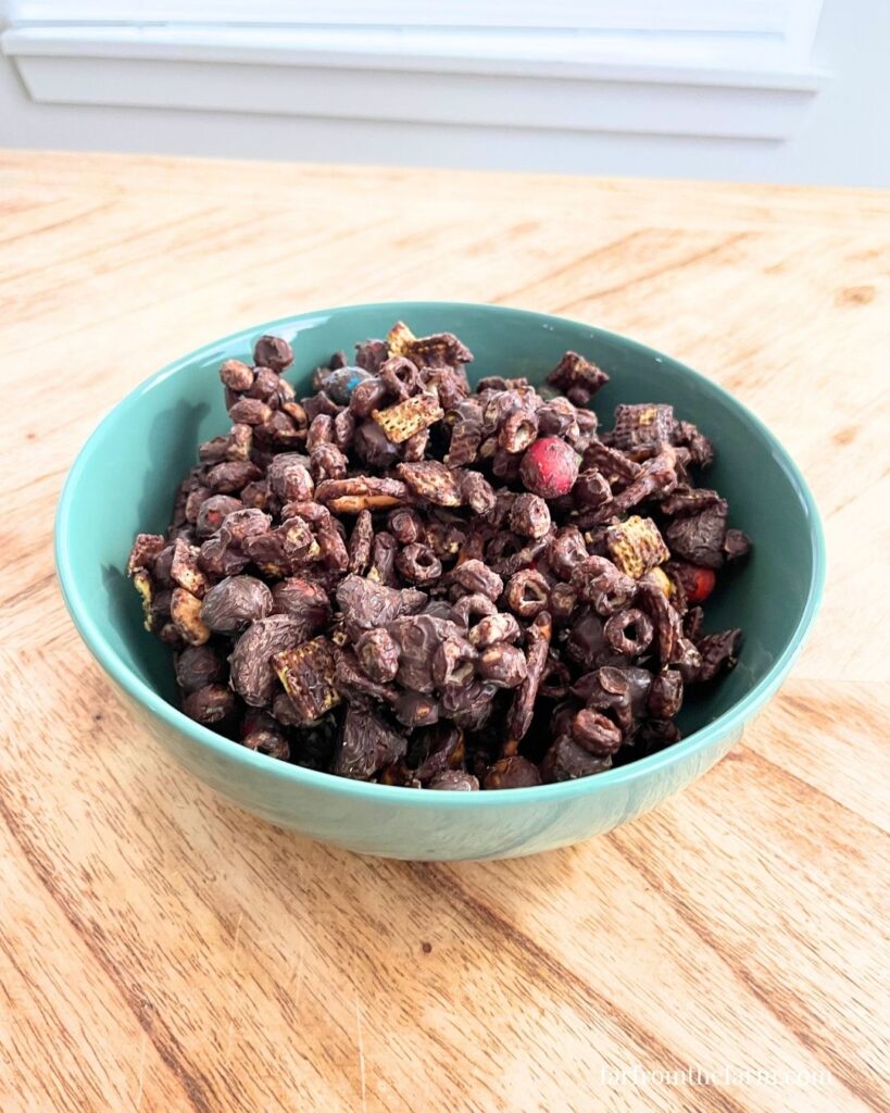 Decadent Chocolate Peanut Chex Mix Clusters Recipe!