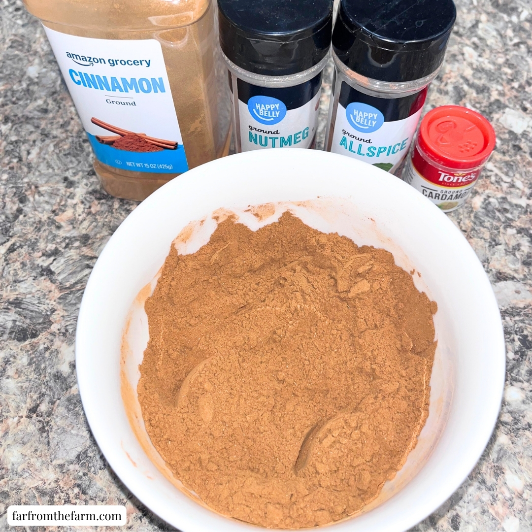Copycat WinCo Apple Pie Spice Recipe (Big Batch!)